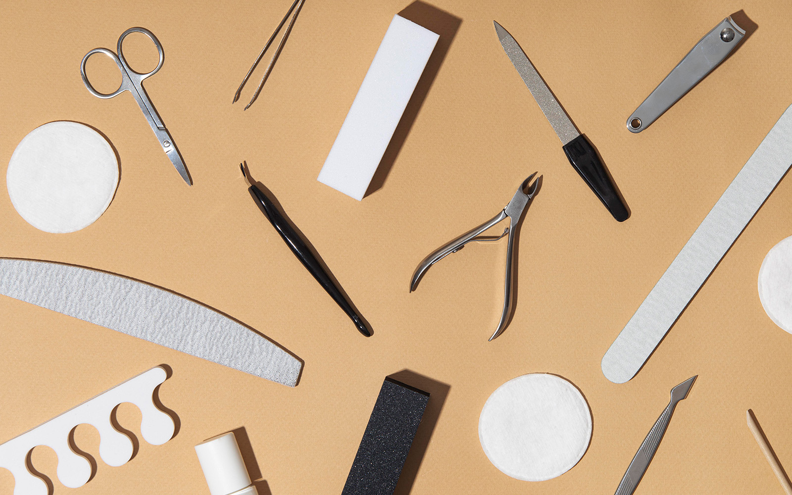 Оніхолізис: прихована причина, про яку мовчать майстри