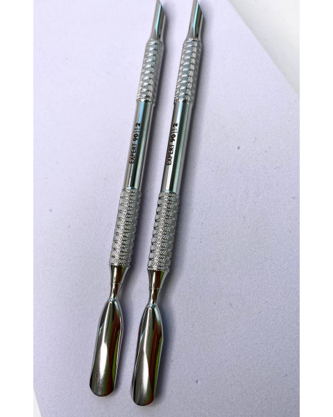Łopatka do manicure Staleks EXPERT 90 TYPE 2 (pusher skośny  pusher zaokrąglony szeroki)